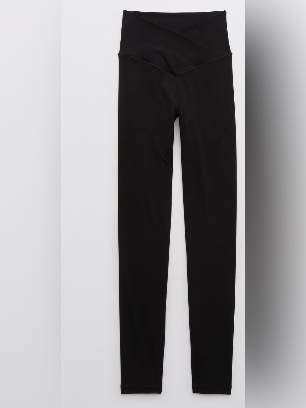 Aerie OFFLINE Black Leggings - High-Waisted Cross Over V-Front in Size Medium - Picture 2 of 10